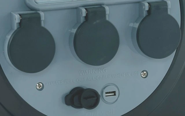 Outwell Kabeltrommel Mit USB Und 3 Steckdosen 15 M 4 Outwell Kabeltrommel Mit USB Und 3 Steckdosen 15 M – Bild 2