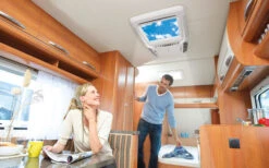 Dometic FreshLight 2200 Dachklimaanlage Mit Dachfenster 14 Dometic FreshLight 2200 Dachklimaanlage Mit Dachfenster -Reich || Truma || Dometic Verkaufsgeschäft 238592 2384431