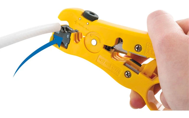 InnTec Abisolierzange Mit Integrierter Cutter-Klinge 6 InnTec Abisolierzange Mit Integrierter Cutter-Klinge – Bild 4