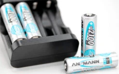 Ansmann Mignon AA 1,2 V / 2.100 MAh Akkubatterie Wiederaufladbar (4er Pack) 9 Ansmann Mignon AA 1,2 V / 2.100 MAh Akkubatterie Wiederaufladbar (4er Pack) -Reich || Truma || Dometic Verkaufsgeschäft 253943 2664977