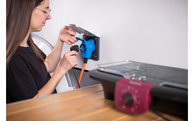 Brennenstuhl Camping-/Maritim CEE Verlängerungskabel IP44 3m H07RN-F 3G2,5 4 Brennenstuhl Camping-/Maritim CEE Verlängerungskabel IP44 3m H07RN-F 3G2,5 – Bild 2