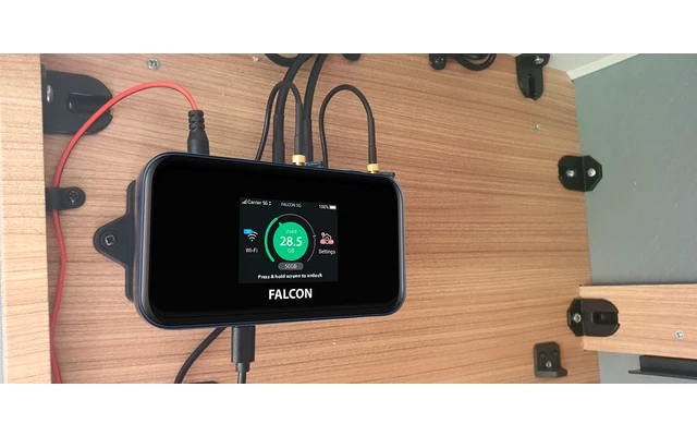 Falcon EVO 5G LTE Dachantenne Mit Mobilem 1800 Mbit/s 5G Cat 20 Router 7 Falcon EVO 5G LTE Dachantenne Mit Mobilem 1800 Mbit/s 5G Cat 20 Router – Bild 5