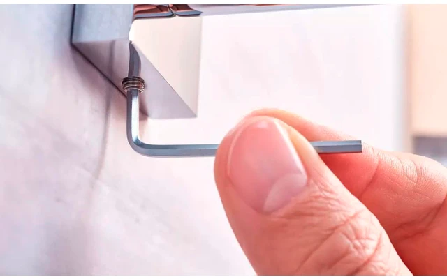 Tesa Ekkro Seifenspender Satiniertes Glas Inklusive Klebelösung 200 Ml 7 Tesa Ekkro Seifenspender Satiniertes Glas Inklusive Klebelösung 200 Ml – Bild 5